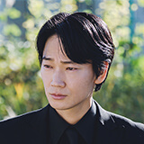 綾野剛（成田狂児役）